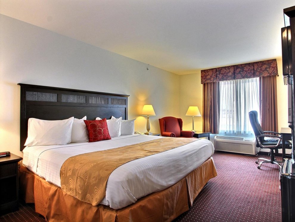 Best Western Legacy Inn and Suites Beloit-South Beloit
