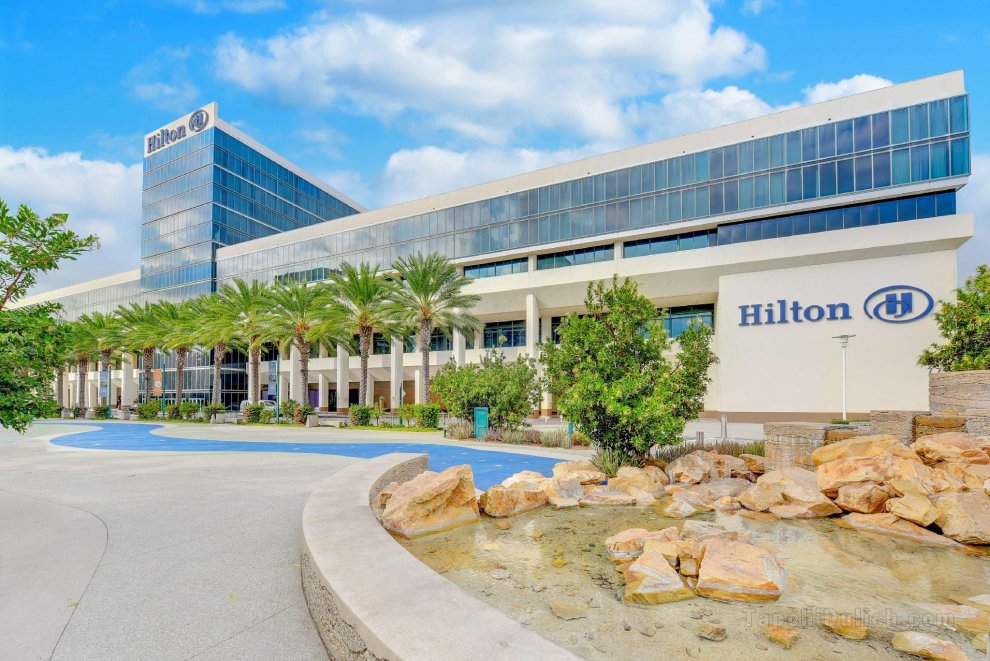 Hilton Anaheim Hotel