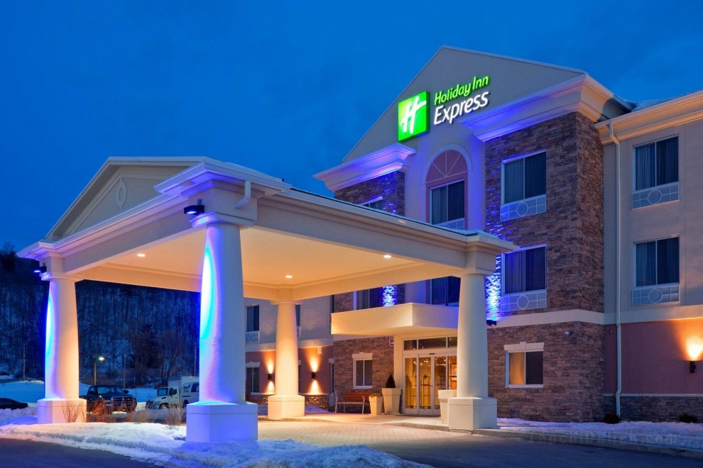 Khách sạn Holiday Inn Express & Suites West Coxsackie