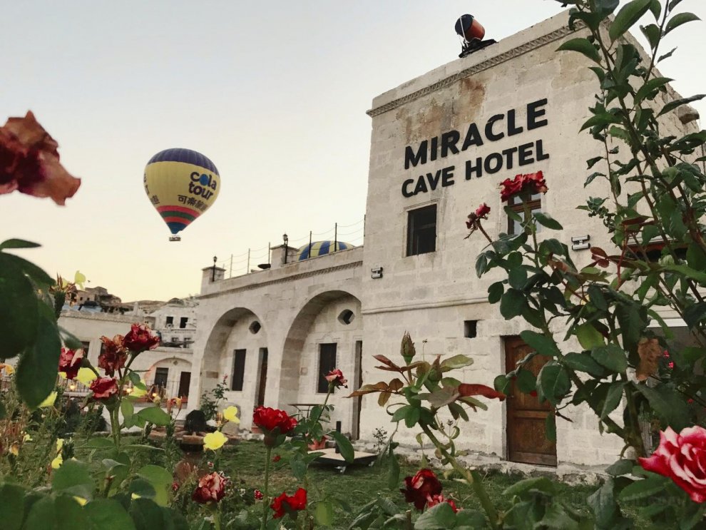 Khách sạn Miracle Cave