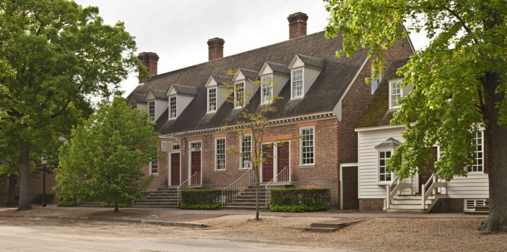 The Colonial Houses - A Colonial Williamsburg Hotel