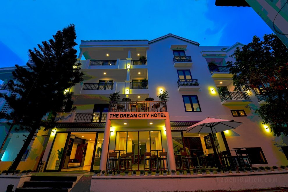 Khách sạn Hoi An Dream City