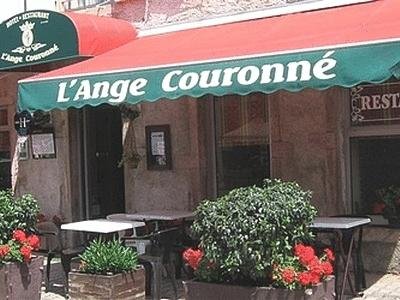 Khách sạn Logis L'ange Couronne