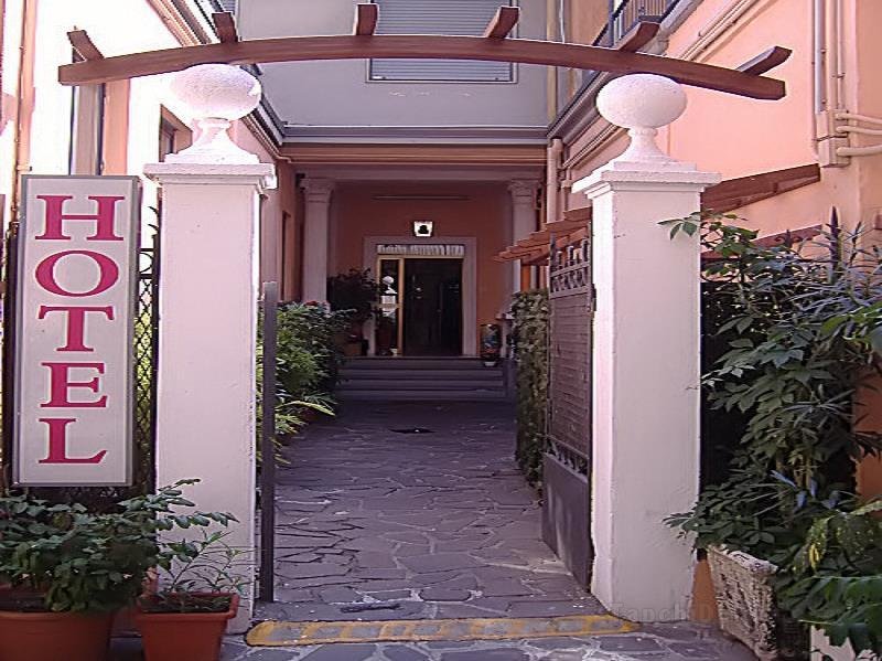 Khách sạn Mercurio