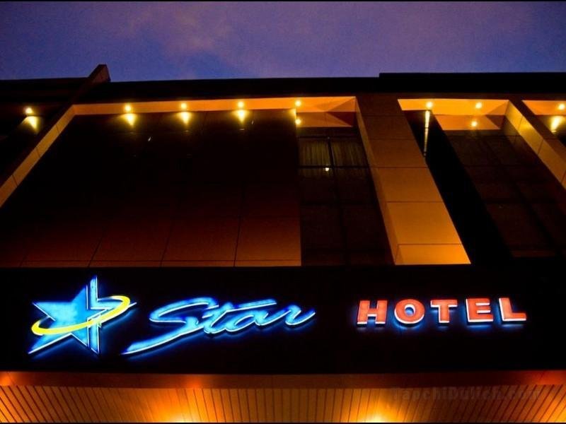 Khách sạn Star