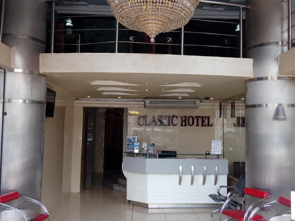 Khách sạn Classic