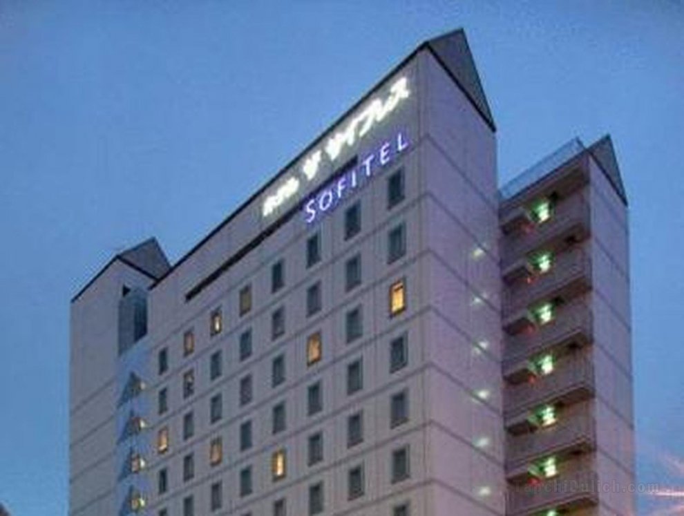 Khách sạn The Cypress Mercure Nagoya