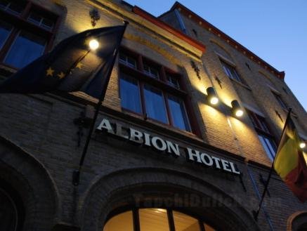 Khách sạn Albion
