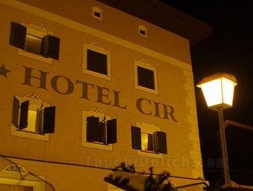 Hotel Cir