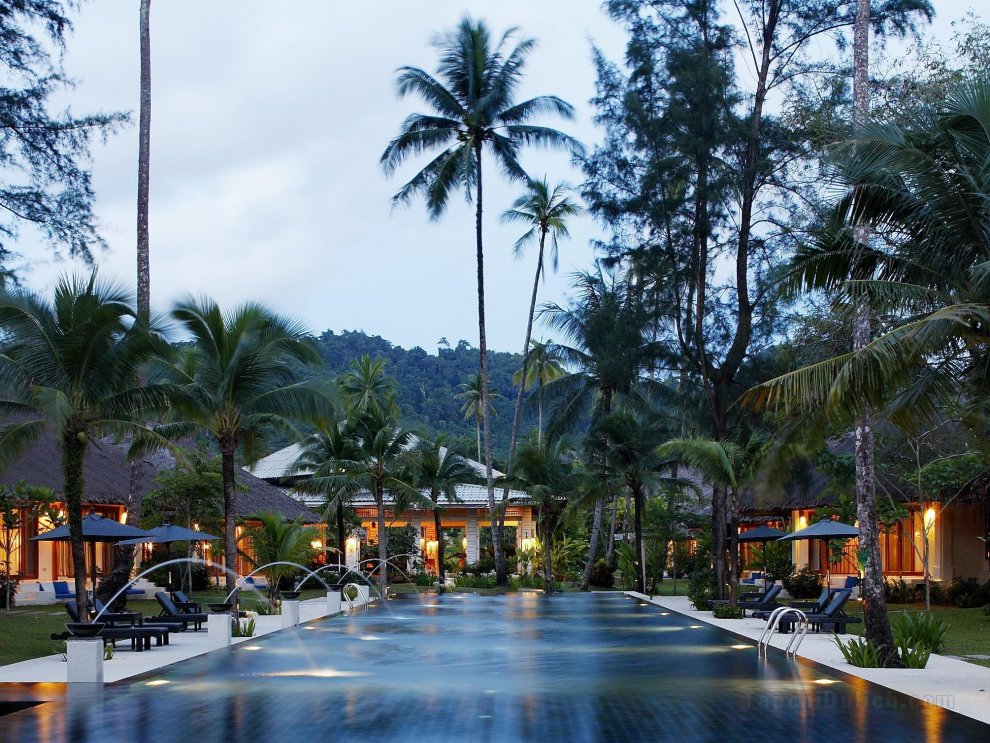 Bangsak Village Resort-Adults Only (SHA Plus+)