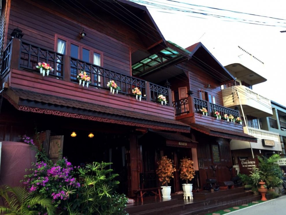 The Old Chiangkhan Boutique Hotel (SHA Extra Plus)