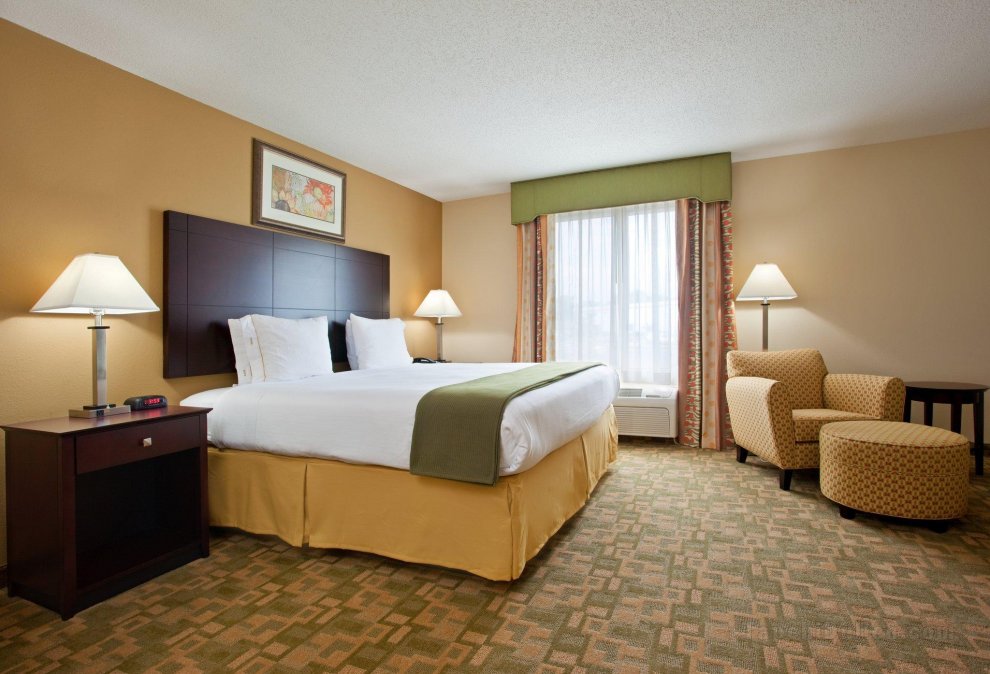 Khách sạn Holiday Inn Express & Suites Franklin