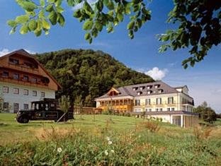 Khách sạn Sheraton Fuschlsee-Salzburg, Jagdhof