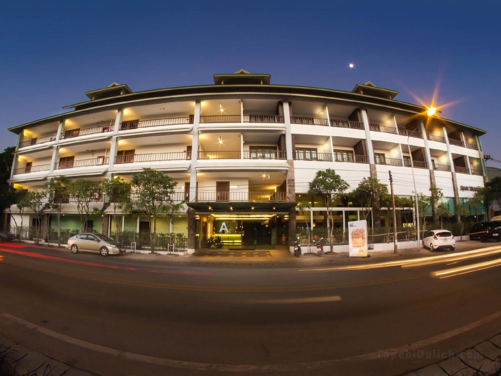 Khách sạn Siam Triangle (SHA Extra Plus)