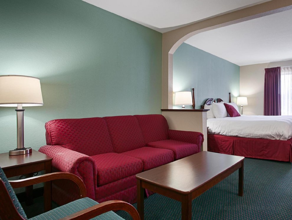 Best Western Executive Inn and Suites