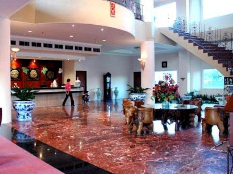 Grand Tiga Mustika Hotel