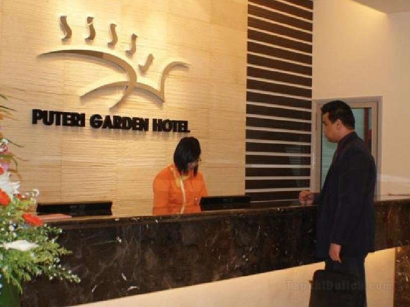 Khách sạn Puteri Garden