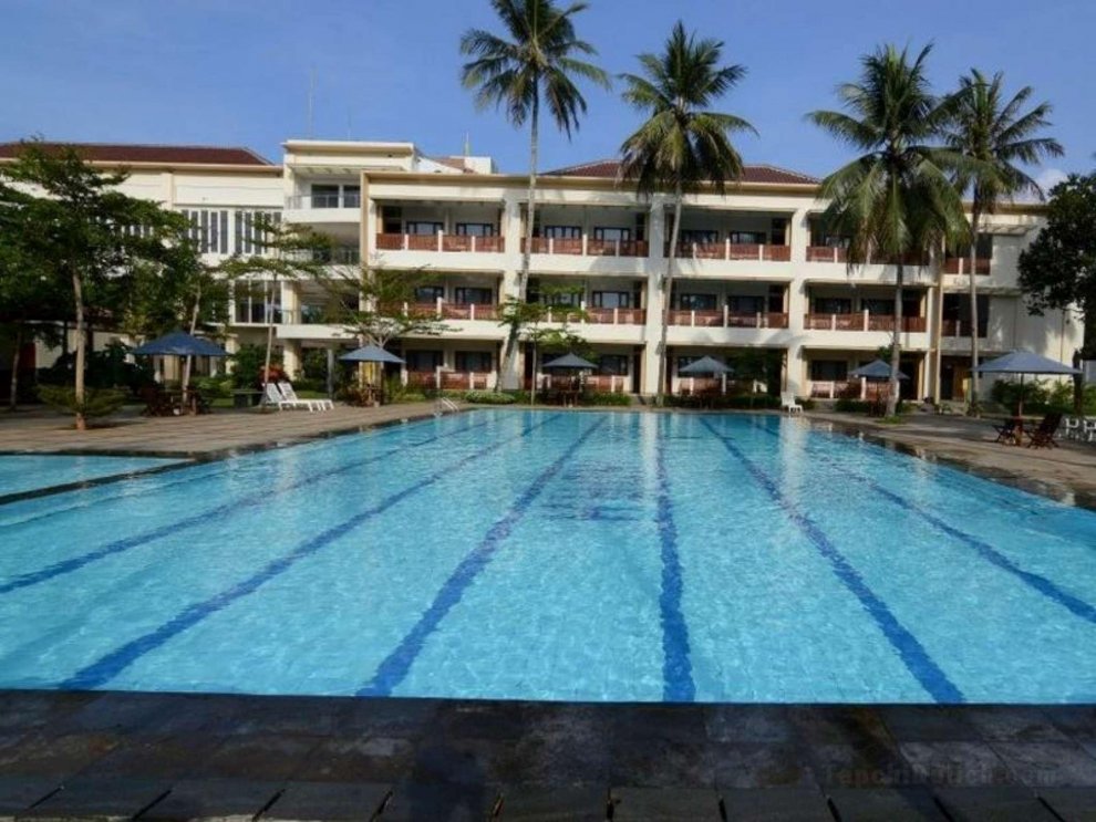 Khách sạn Pantai Indah Resort Timur