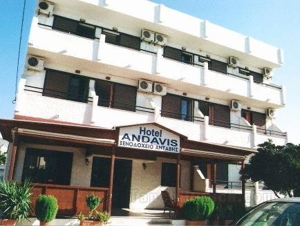 Khách sạn Andavis