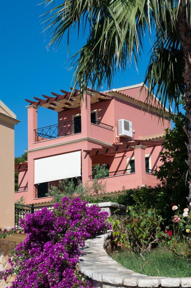 Lemonia Luxury Villa with Private Pool