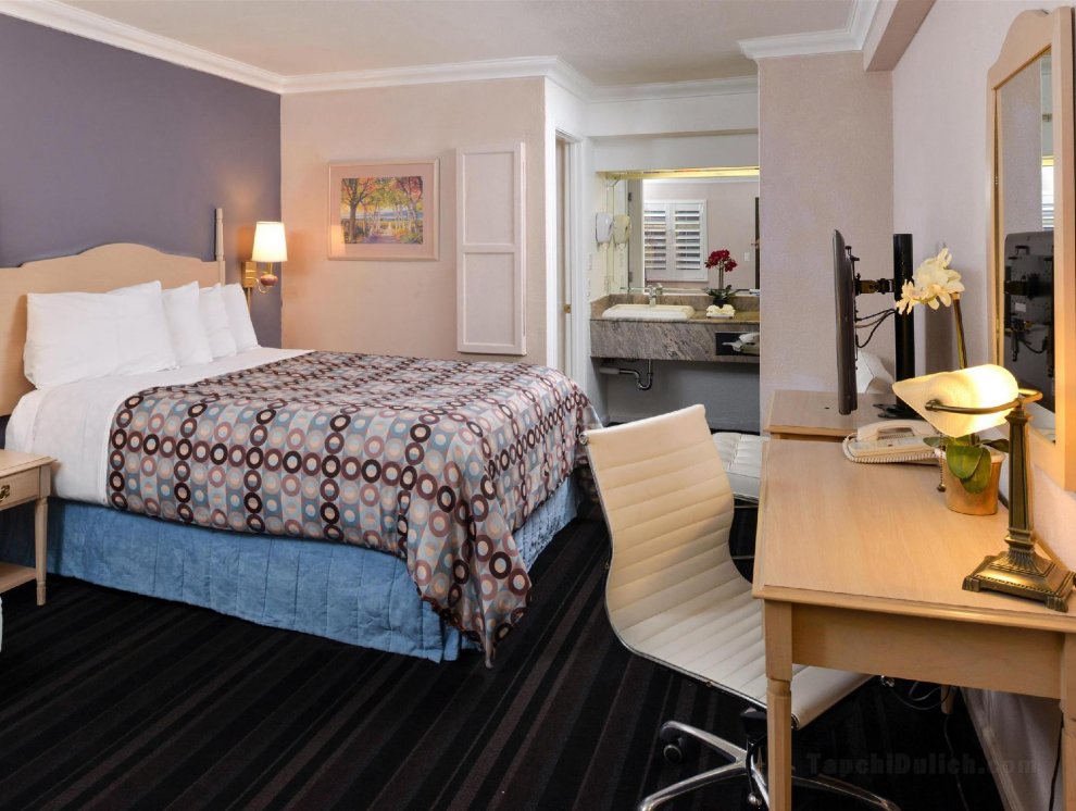 Khách sạn 3 Palms Napa Valley & Resort