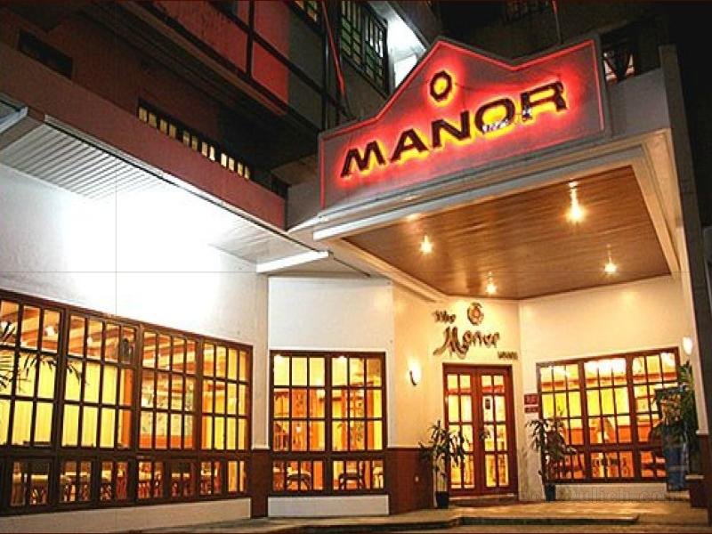 Khách sạn The Manor Davao