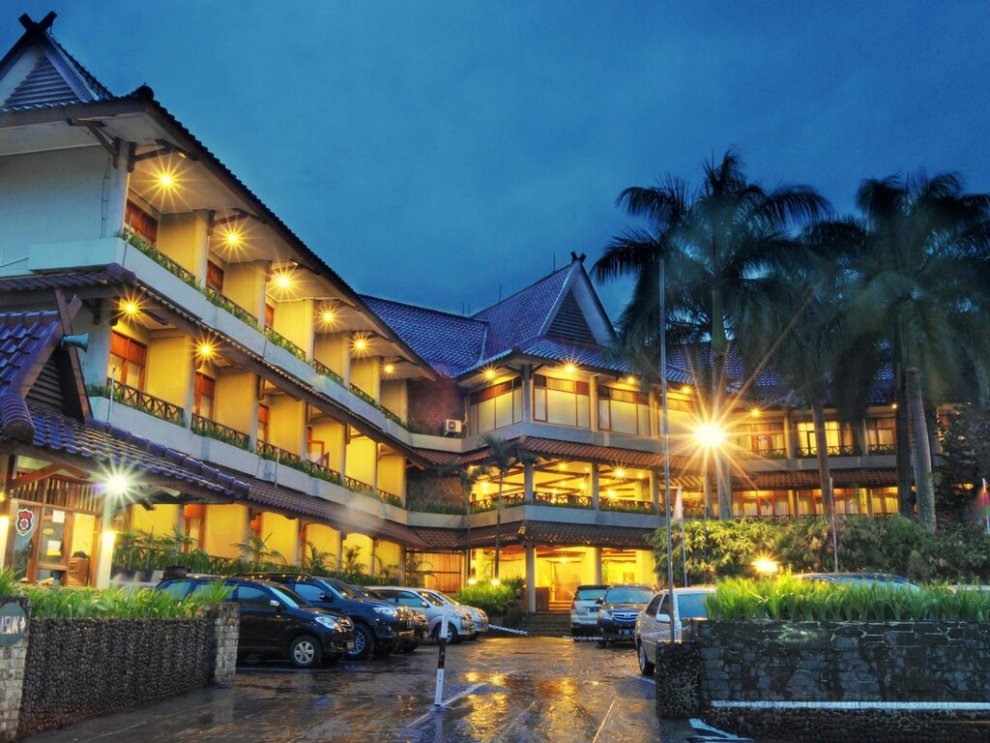 Khách sạn Tirtagangga Garut