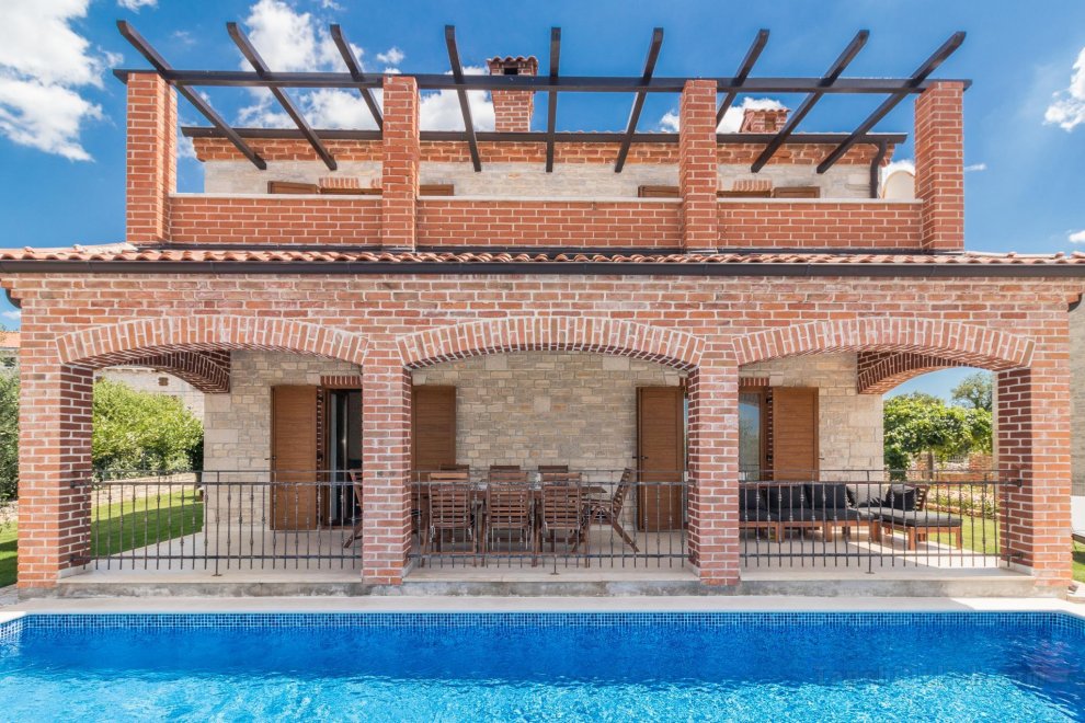 Villa Ingrid-New luxurious villa with large pool