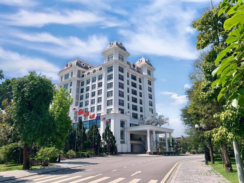 Khách sạn Westlake & Resort Vinh Phuc