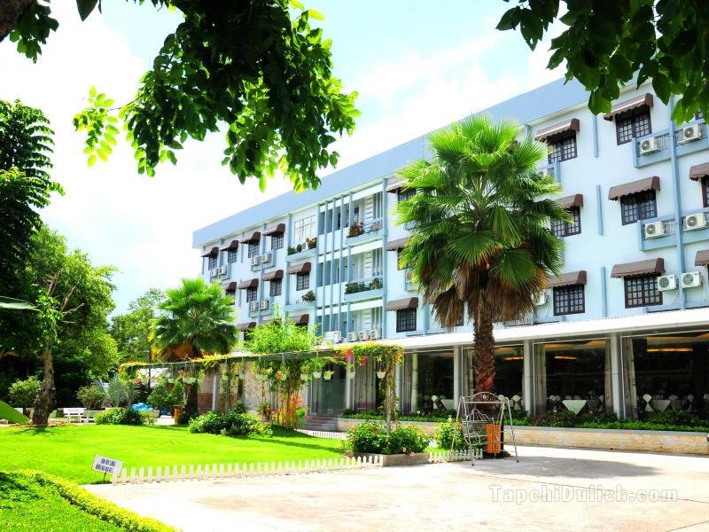 Khách sạn Cuu Long