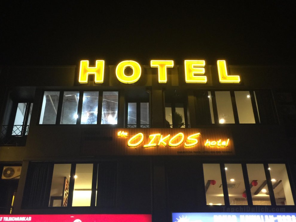 Khách sạn The Oikos