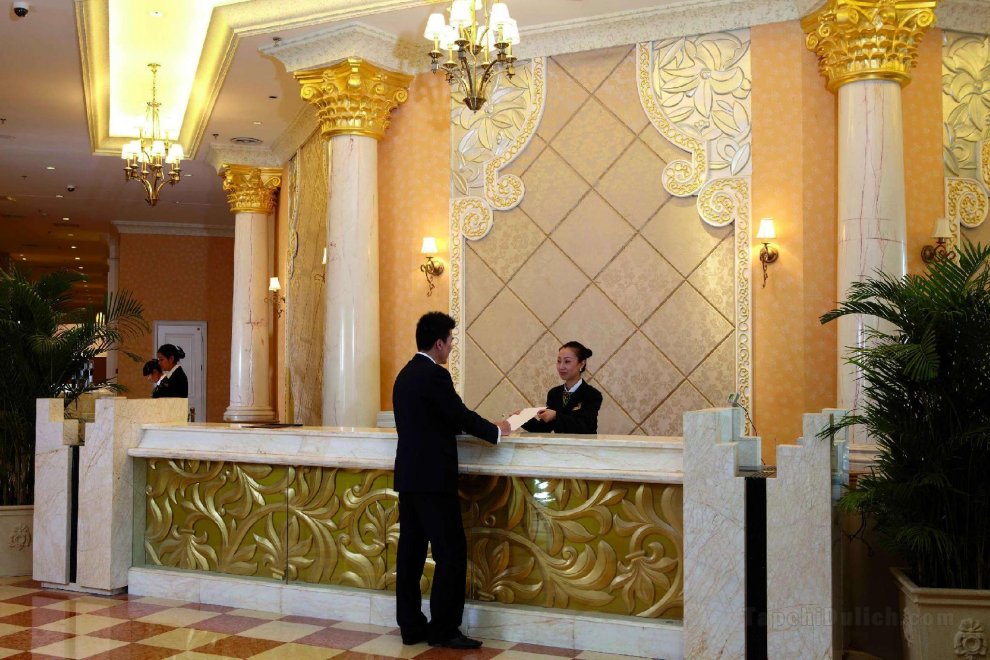 Khách sạn Maritim Shenyang