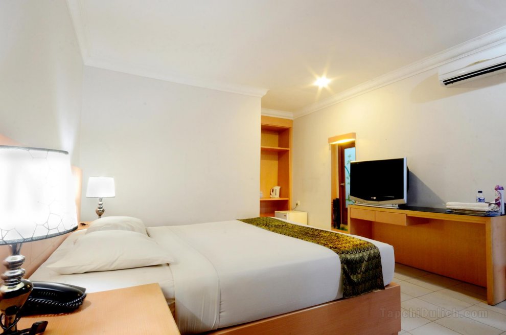 Khách sạn Pelangi & Resort