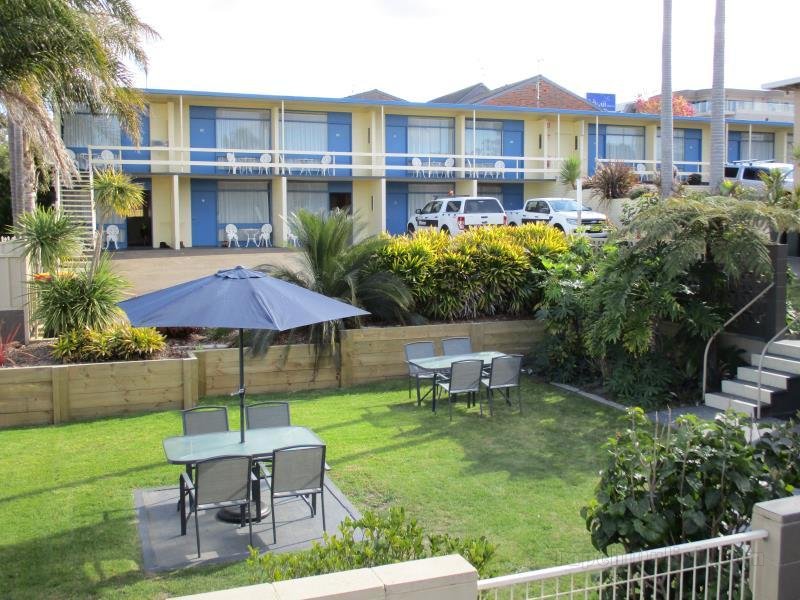 South Seas Motel & Apartments