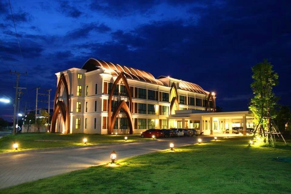 Khách sạn Srilamduan