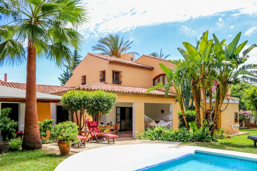 Luxury Villa El Mirador