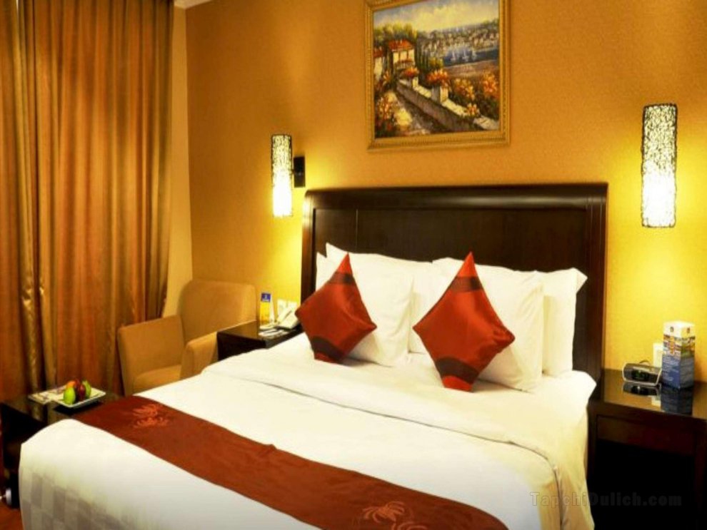 Khách sạn Best Western Mangga Dua and Residence