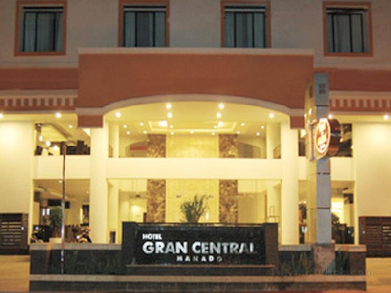 Khách sạn Gran Central