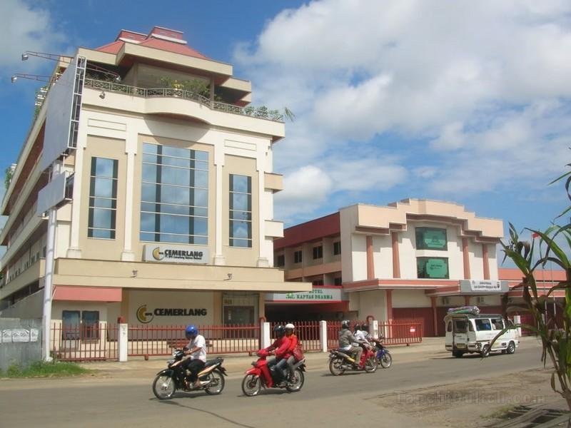 Khách sạn Kapuas Dharma