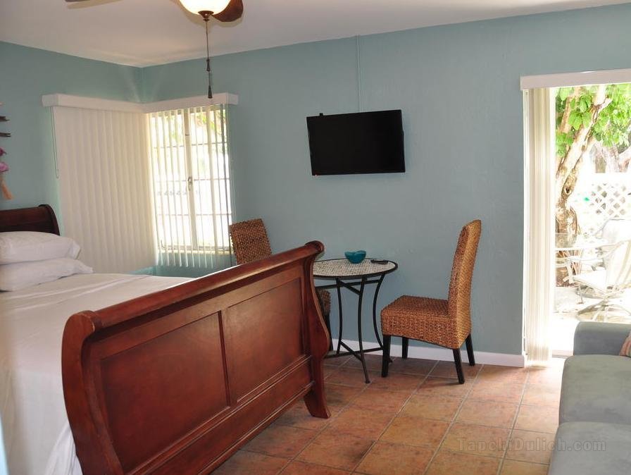 Lido Islander Inn and Suites - Sarasota