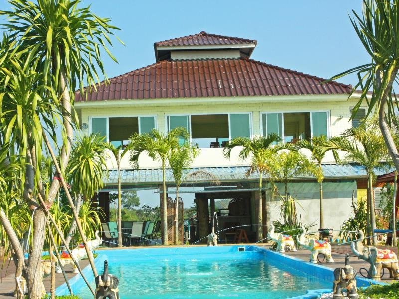 Iyara Resort Chantaburi