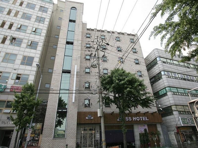 Khách sạn SangSang