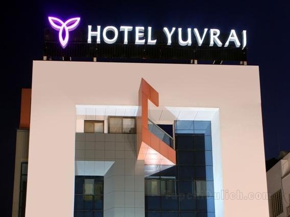 Khách sạn Yuvraj