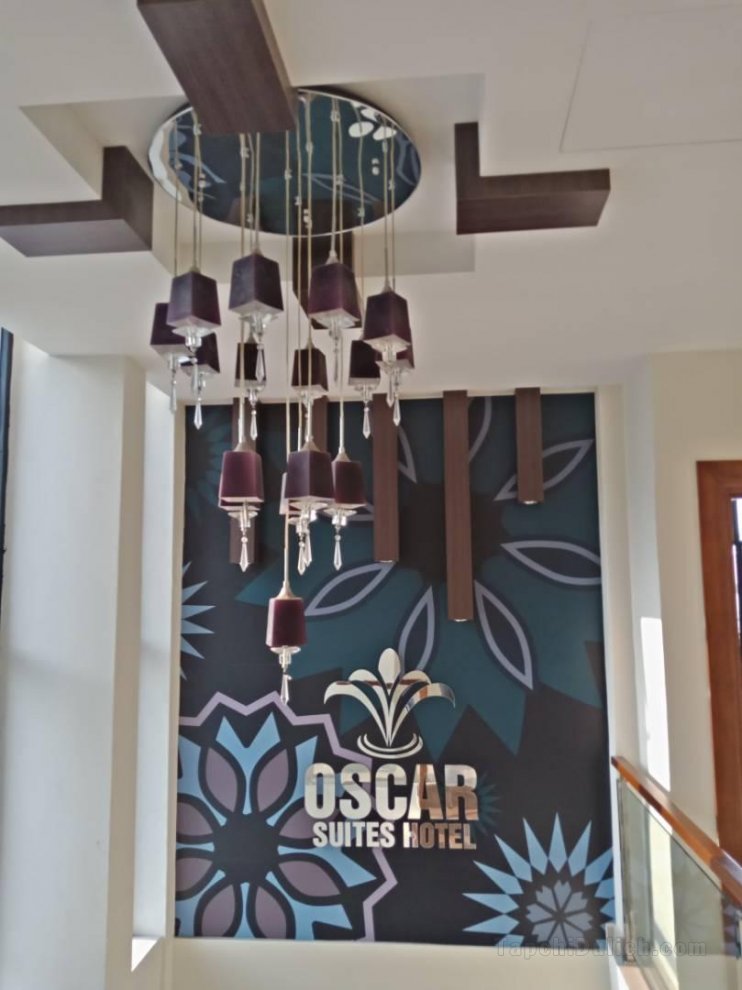 Khách sạn OSCAR SUITES