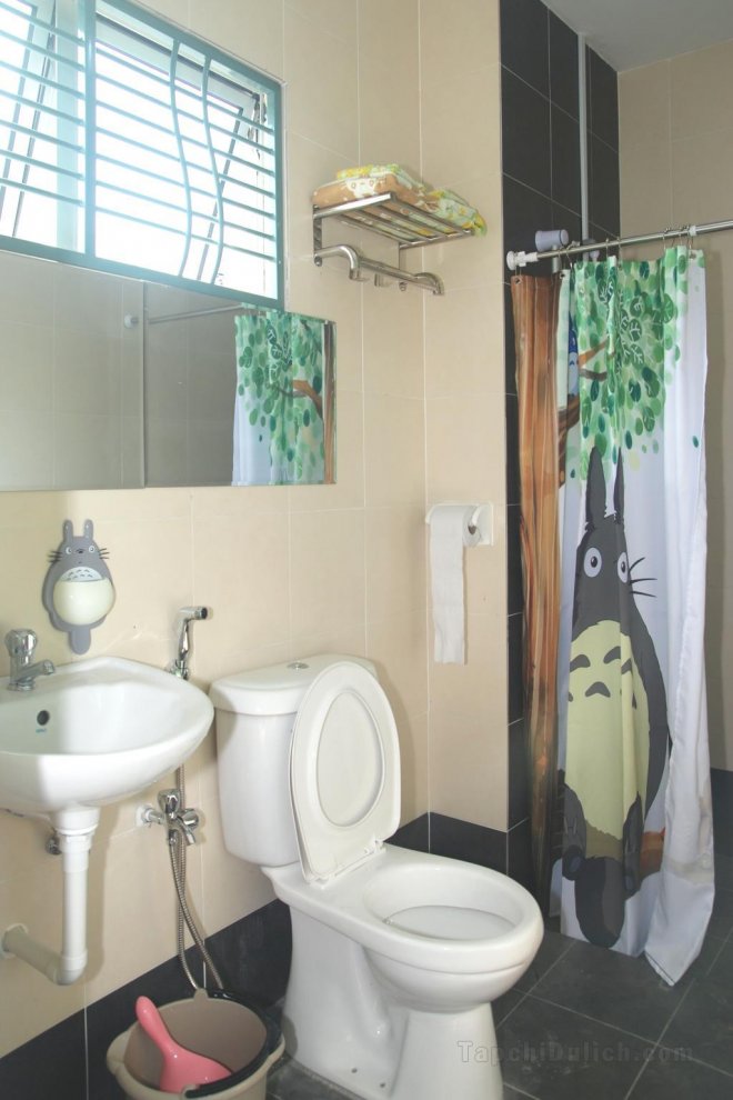 Qstay Sitiawan Townhouse (Totoro Dreams)