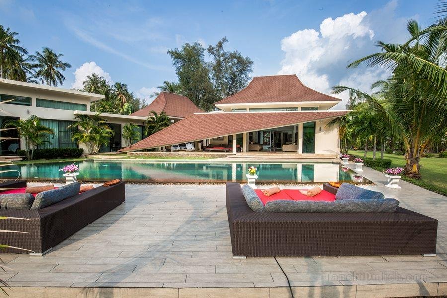 Sands Residences - Luxury Resort