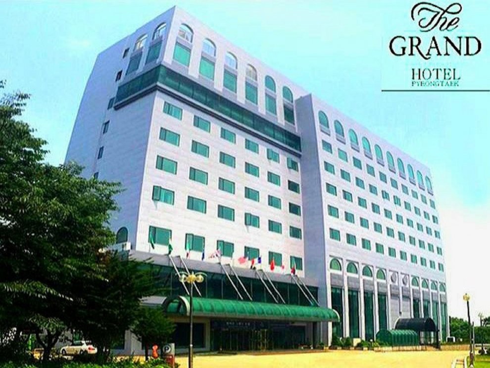Khách sạn Pyeongtaekho Grand