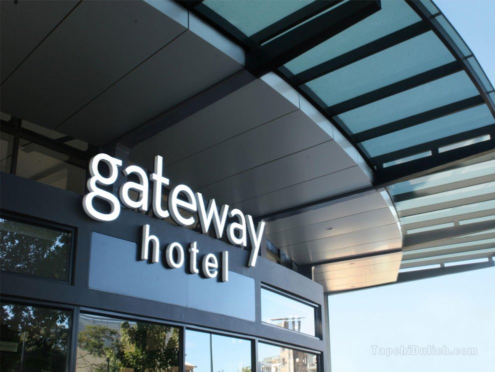 Khách sạn aha Gateway