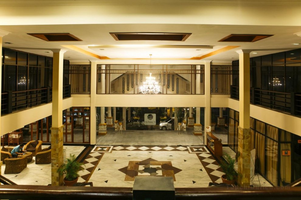Khách sạn Comforta Tanjung Pinang