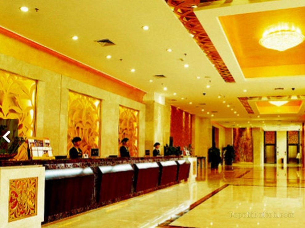 Khách sạn YiFeng Business